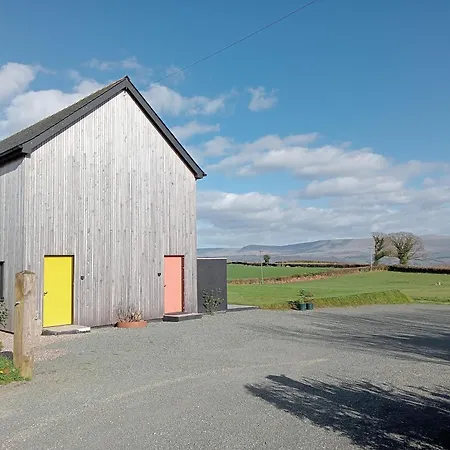 The Slow House Apartments, Llandefalle Brecon Exterior photo